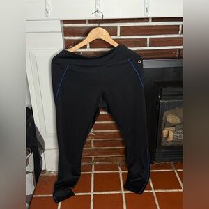 Hyba XL Black Leggings with Blue Accents